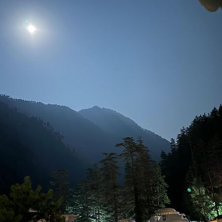 Delight Homestay Kasol Esterno foto