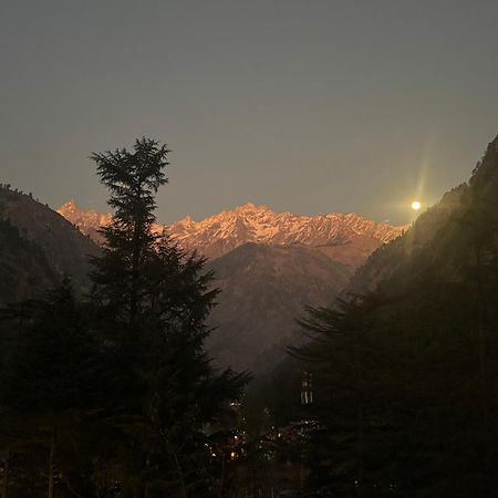 Delight Homestay Kasol Esterno foto